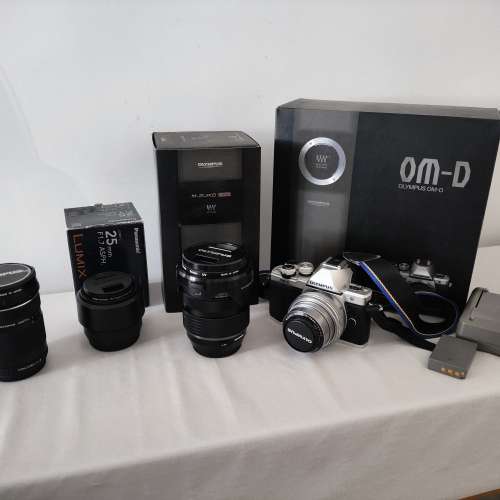 Olympus EM10 mark2+ Lens