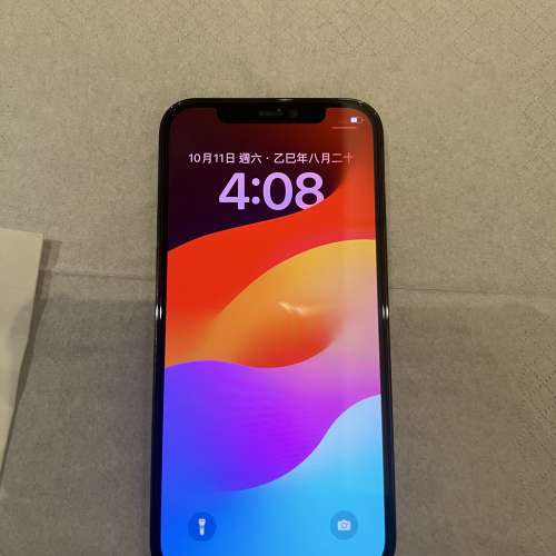 iPhone 12 Pro 128gb 黑色 。 自用放完美靚機not17