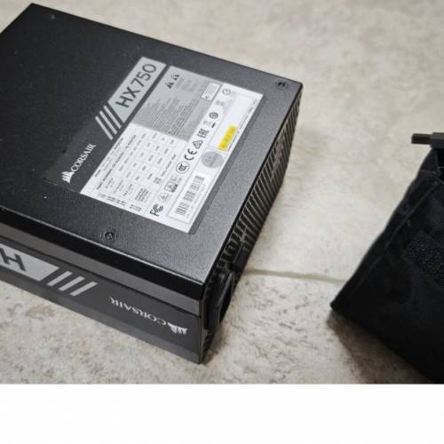 Corsair HX750 750W 80Plus Platinum 鉑金牌 全模組 火牛