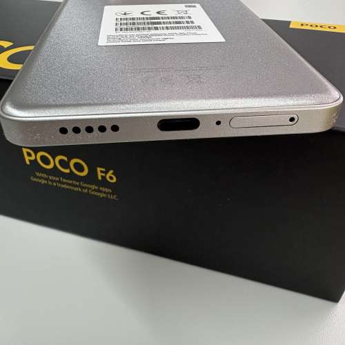 POCO F6 手機