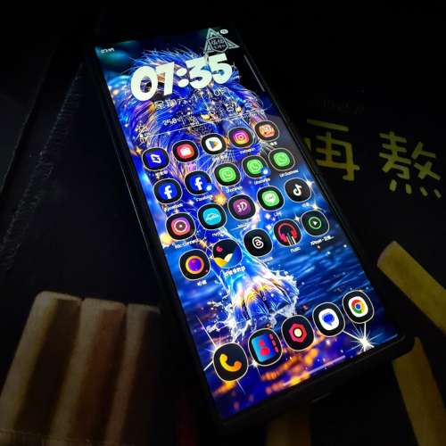 99新港行samsung galaxyZ fold 7 512Gb 藍色，全套齊，有單。已貼玻璃貼，只限元朗交...