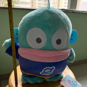 出售全新未剪牌水怪約33CM 高 （冒險樂園）