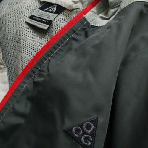 Nike ACG (All Condition Gear)風褸