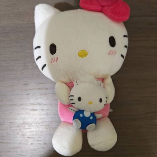 hello kitty 毛毛公仔