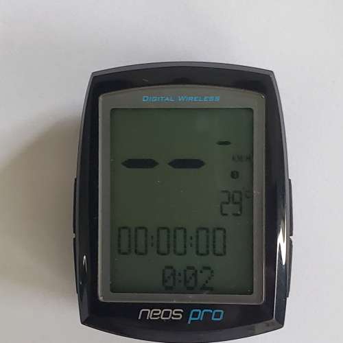Giant Neos Pro 碼錶