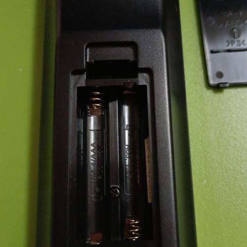 Marantz RC001DV 超新正搖控，注意：對正型號絕對可正常使用，彈弓冇漏電池水！售$150