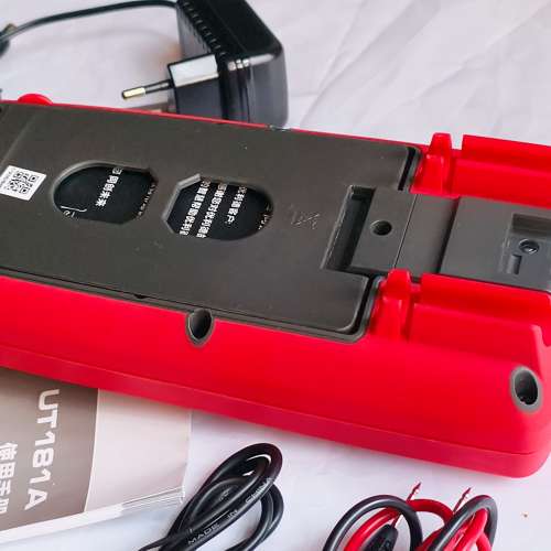 UNI-T UT181A 數字萬用表