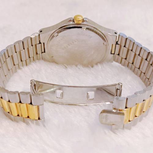 議價請移玉步no bargain 
😍 #Vintage Swiss 「OCTO樂都」#missilemaster電子石英Q...