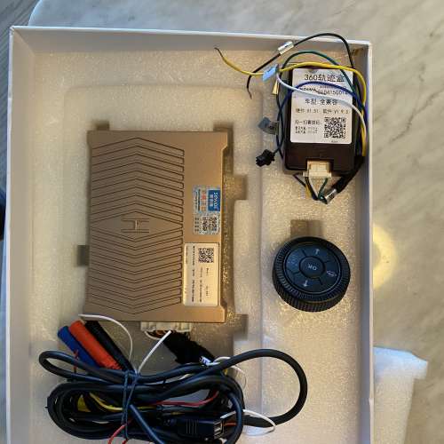 汽車LCD輕觸式屏幕+360四鏡頭行車紀錄儀