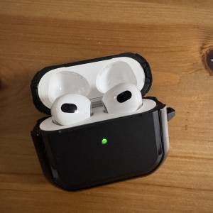 Airpod 3 有保護殼