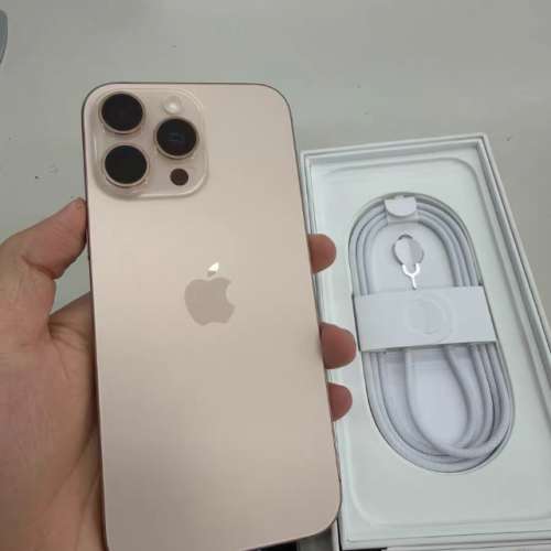 Iphone16 pro max  256G 港行，電池健康100%