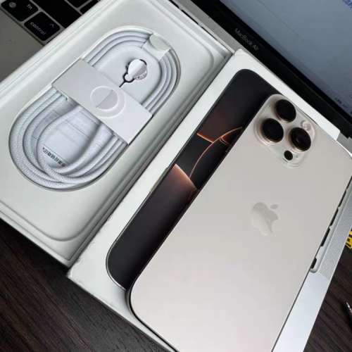 Apple Iphone16 pro max  256G 金色港行，電池健康100%