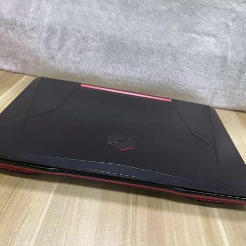 高端遊戲本 i7 7700 16G 記憶體➕2TB SSD固態硬， 4g獨顯 80多萬魯大師 功能硬件完...