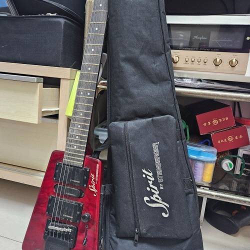 Steinberger Spirit 紅色電吉他