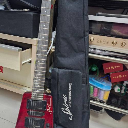 Steinberger Spirit 紅色電吉他