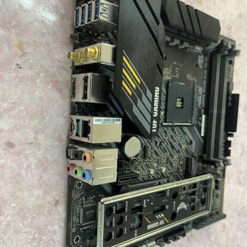 電腦底板:華碩 TUF GAMING B550M-PLUS (WI-FI)