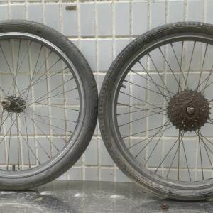 二手 20吋 單車車輪組, 單車拆件, 全套齊，連內外呔, + 6飛輪 HK$100.00 1套