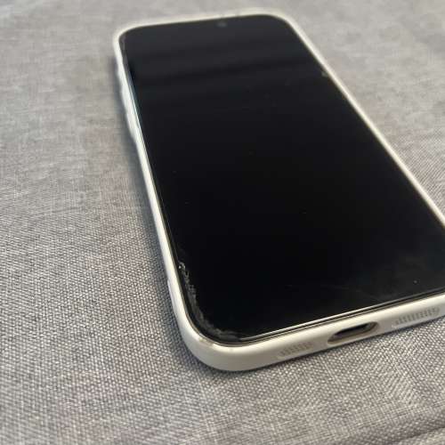iphone 15 pro 256GB Black / White 黑白色各 1 部