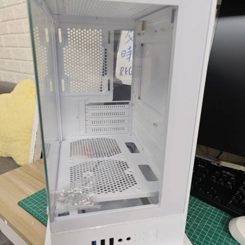 全新全海景房玻璃前/則面板mATX機箱