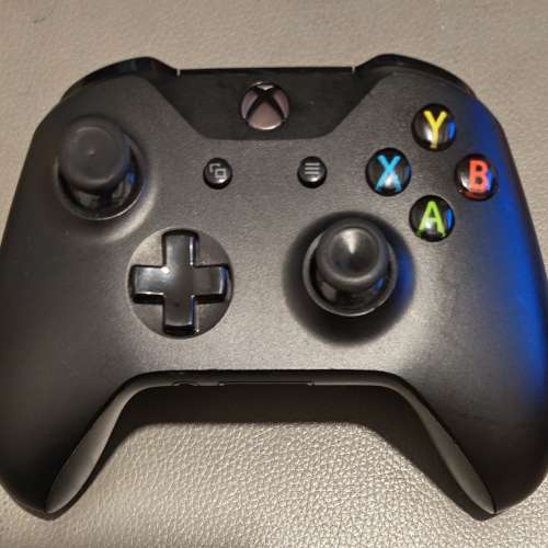 99% New Xbox  原廠手製 通用PC電腦 Steam