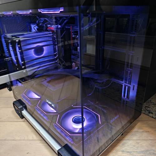 AMD 9700x 9070xt B850M Gaming 組合