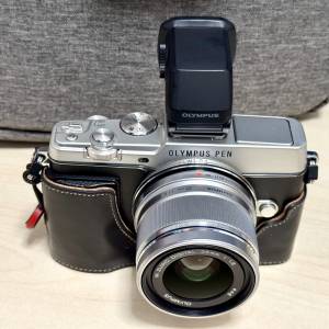 Olympus PEN E-P5 EP5 with VF4