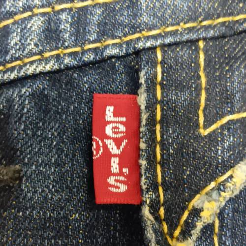 牛仔背衣levis