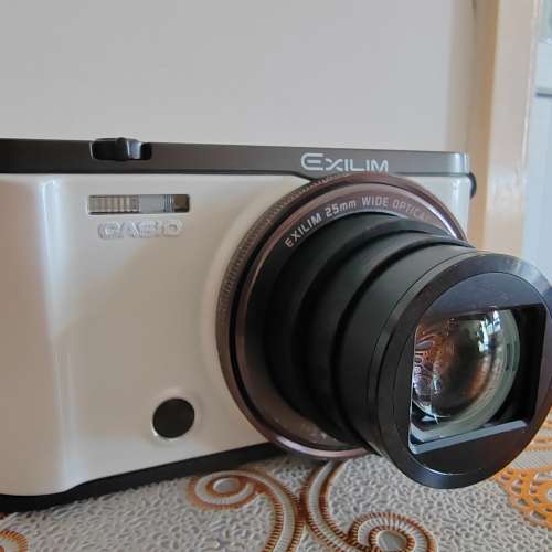 CASIO - EX-ZR3500 - WHITE (25mm X 12 ZOOM) -12.76 Mega pixel