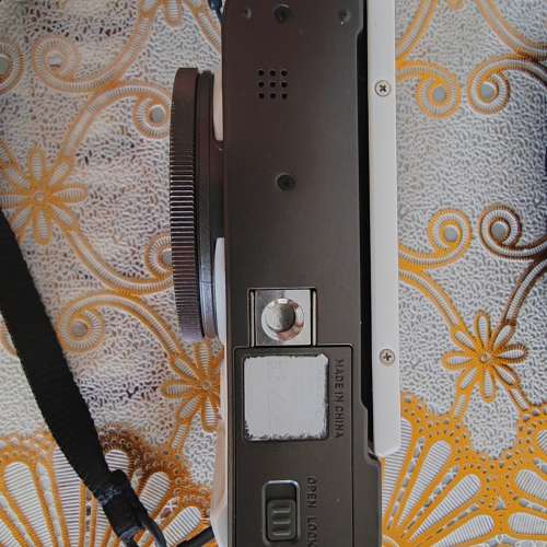 CASIO - EX-ZR3500 - WHITE (25mm X 12 ZOOM) -12.76 Mega pixel