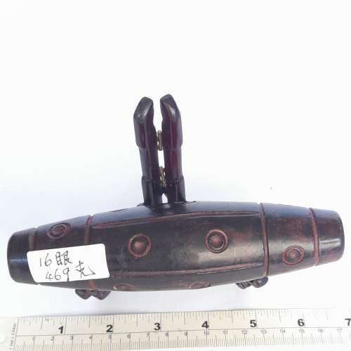 一對6吋長大炮中國玉天珠連陳列木座，重469/514克，無貫通孔，只供陳列用，市面罕有...