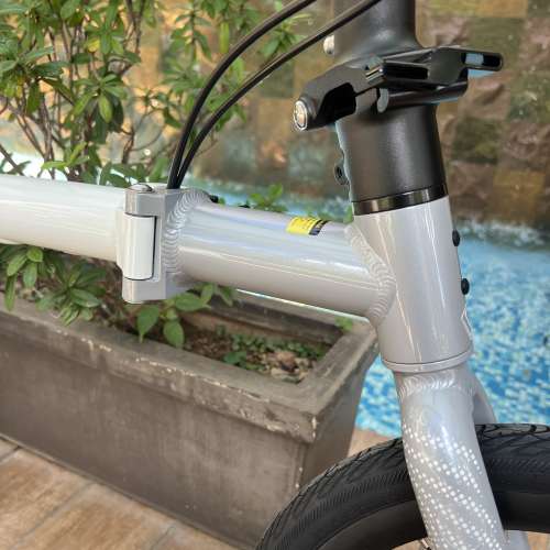 (小量到貨) 2025 新款 JAVA NEO 9速 碟剎349鋁合金折叠車 （三折叠小布 國布 ）送前...