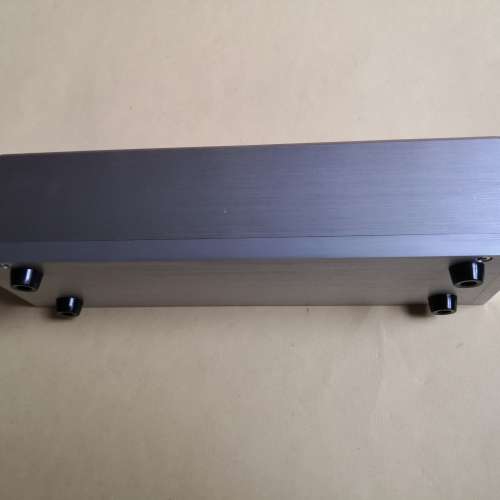 全新合金厚鋁美式四位排插拖板