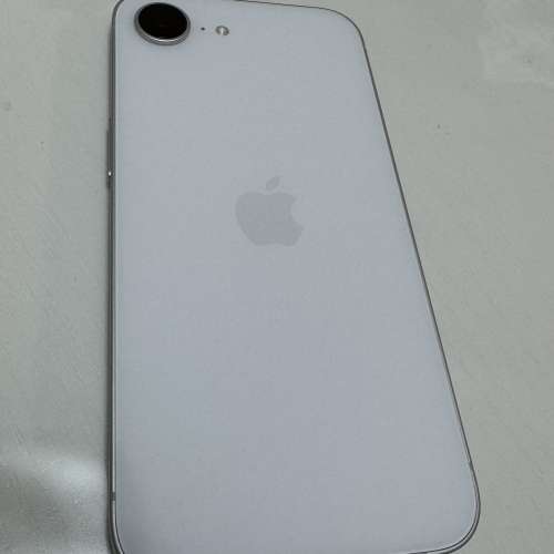 Apple IPhone 16e 白色256GB (用咗三個星期)