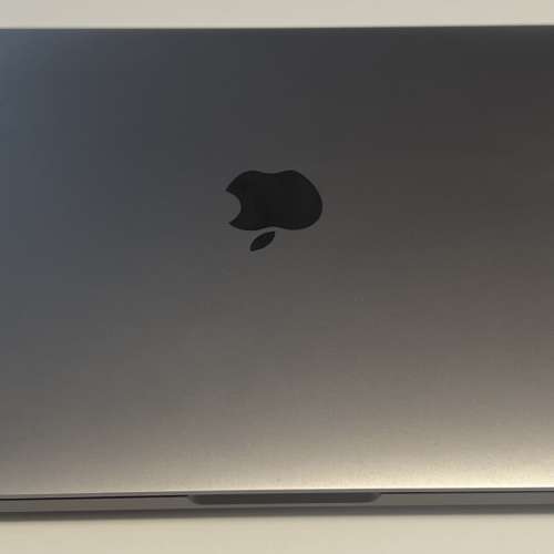 Macbook Pro 13" i5/8GB/256GB 2018 (Touch bar)