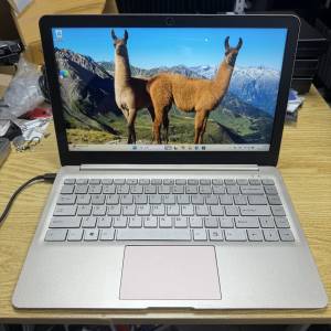 [瑕疵平售] FujiX FX13UG-01 (Core M7 / 13.3" 全高清 / Win 11 / 永久 Office / SSD)