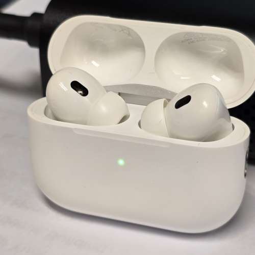 Apple AirPods Pro (2nd generation) with MagSafe Case (USB‑C) 耳機