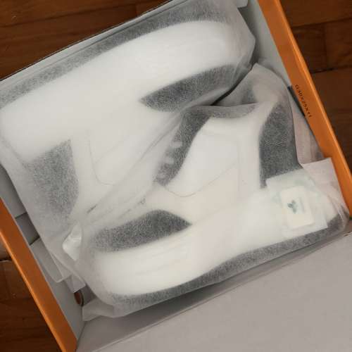 增高10 cm真皮牛皮鞋