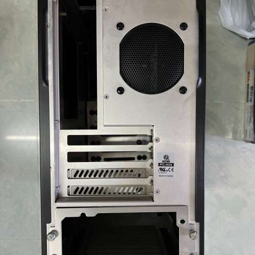 Lian Li PC-A04 MATX機箱 連Corsair GS600 600W火牛