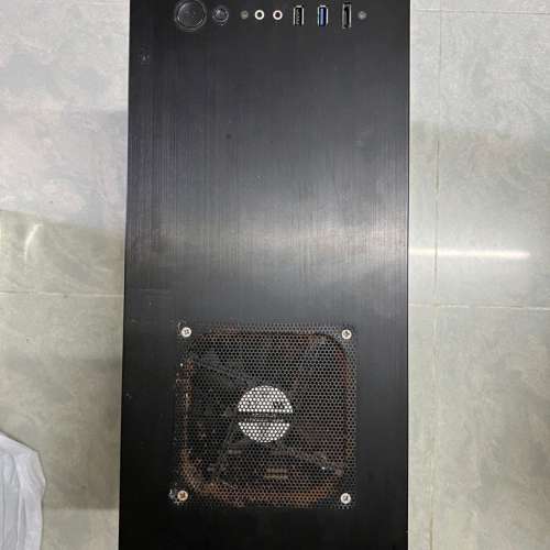 Lian Li PC-A04 MATX機箱 連Corsair GS600 600W火牛