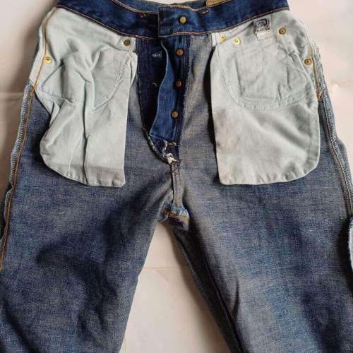 舊版 🇮🇹意大利 Diesel 男裝牛仔褲 W腰圍28 X褲長28"鈕扣版