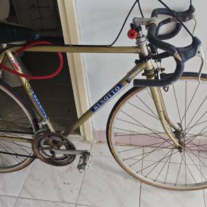 26吋代步單車，7成新，天水圍西鐵交收，有意樓電話。