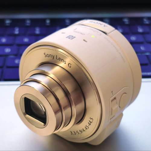 Sony DSC-QX10