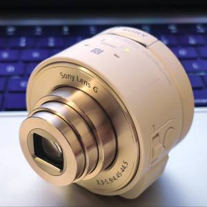 Sony DSC-QX10