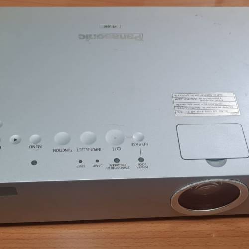 Panasonic PT-LB80 LCD Projector 2600 Lumens XGA HDMI VGA Tested  投影機