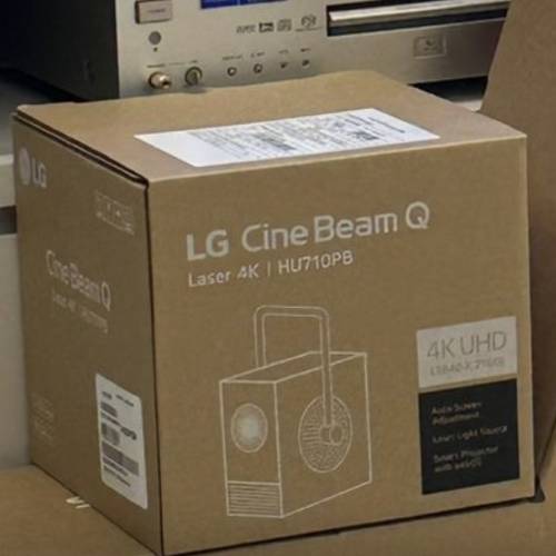 LG HU710PB  Cine Beam Q 4K Projector 投影機 （香港行貨 有保養）