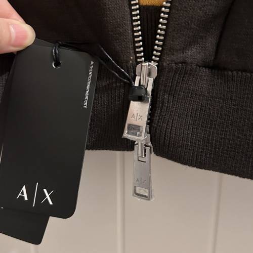 ARMANI EXCHANGE/阿瑪尼 男裝連帽外套 全新純棉M碼 （胸圍約53cm 長70cm 肩43cm）
