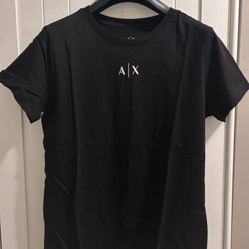 ARMANI EXCHANGE/阿瑪尼 女裝休閒純棉短袖T恤 全新 M碼 胸圍約49cm 長66cm