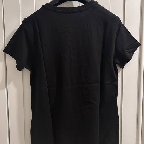 ARMANI EXCHANGE/阿瑪尼 女裝休閒純棉短袖T恤 全新 M碼 胸圍約49cm 長66cm