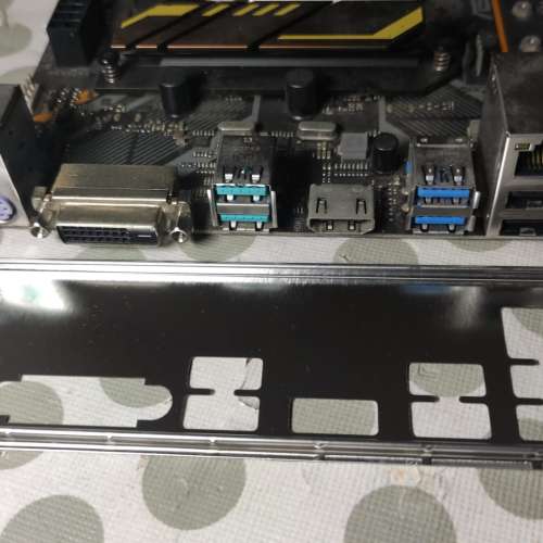 TUF B360M-E GAMING Micro ATX主板 ((正版Window11Pro啟動碼)) Socket 1151