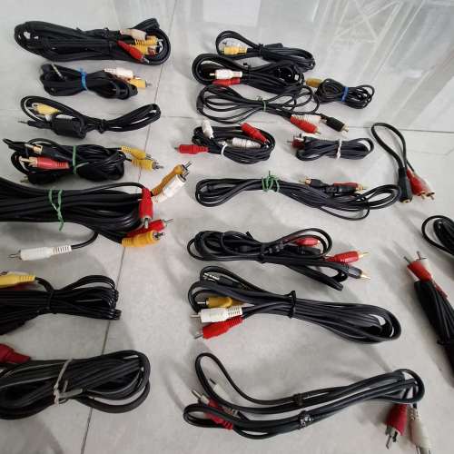 23條 红黃白 三色 AV Cable